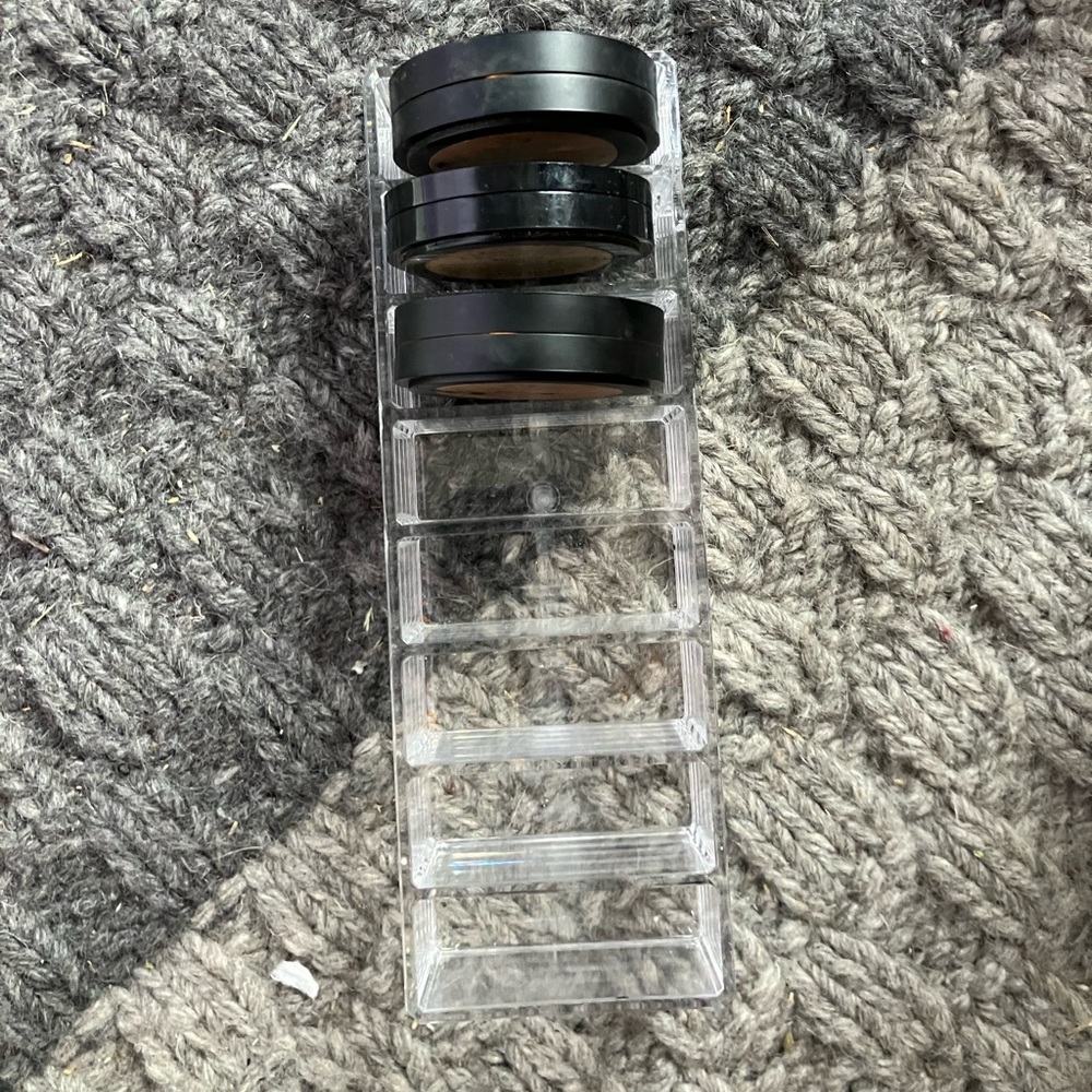 Makeup Compact Storage Tray - Picture 5 of 5